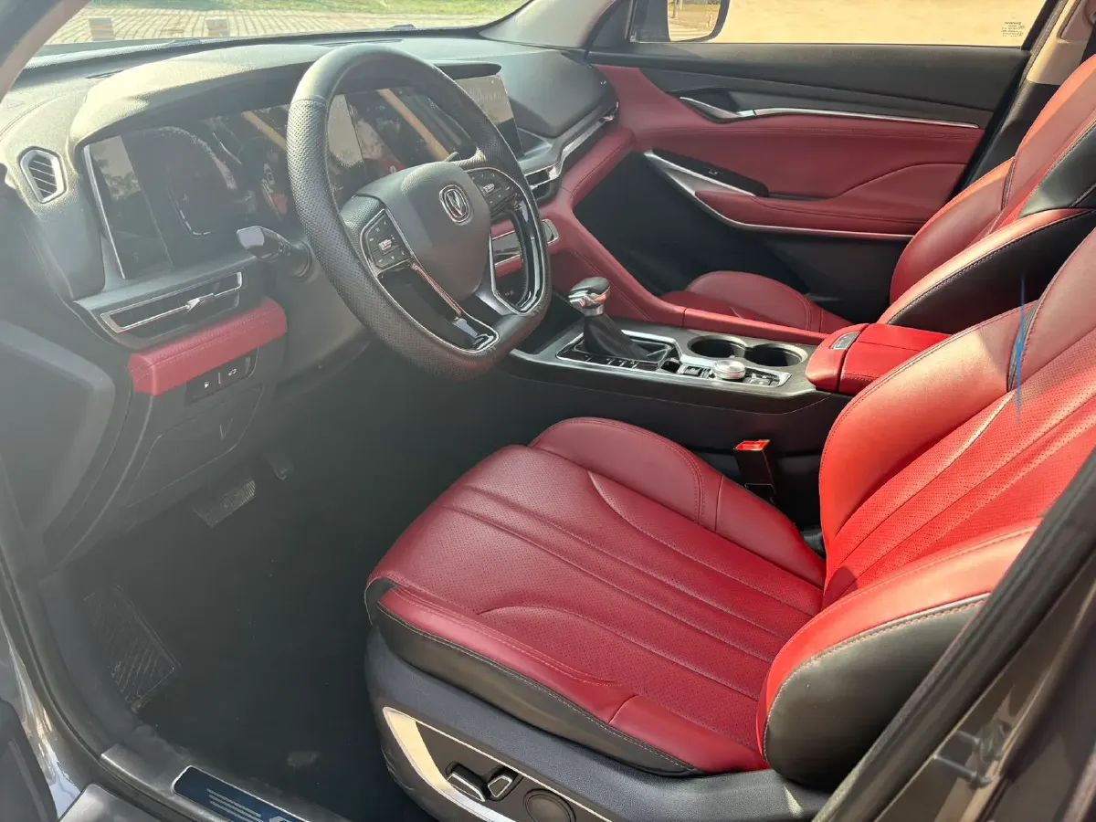 2020 ChangAn CS75 Plus 1.5T 178HP L4 6AT,autocango,china used car exporter,china ev exporter,chinese used car exporter,chinese used ev exporter