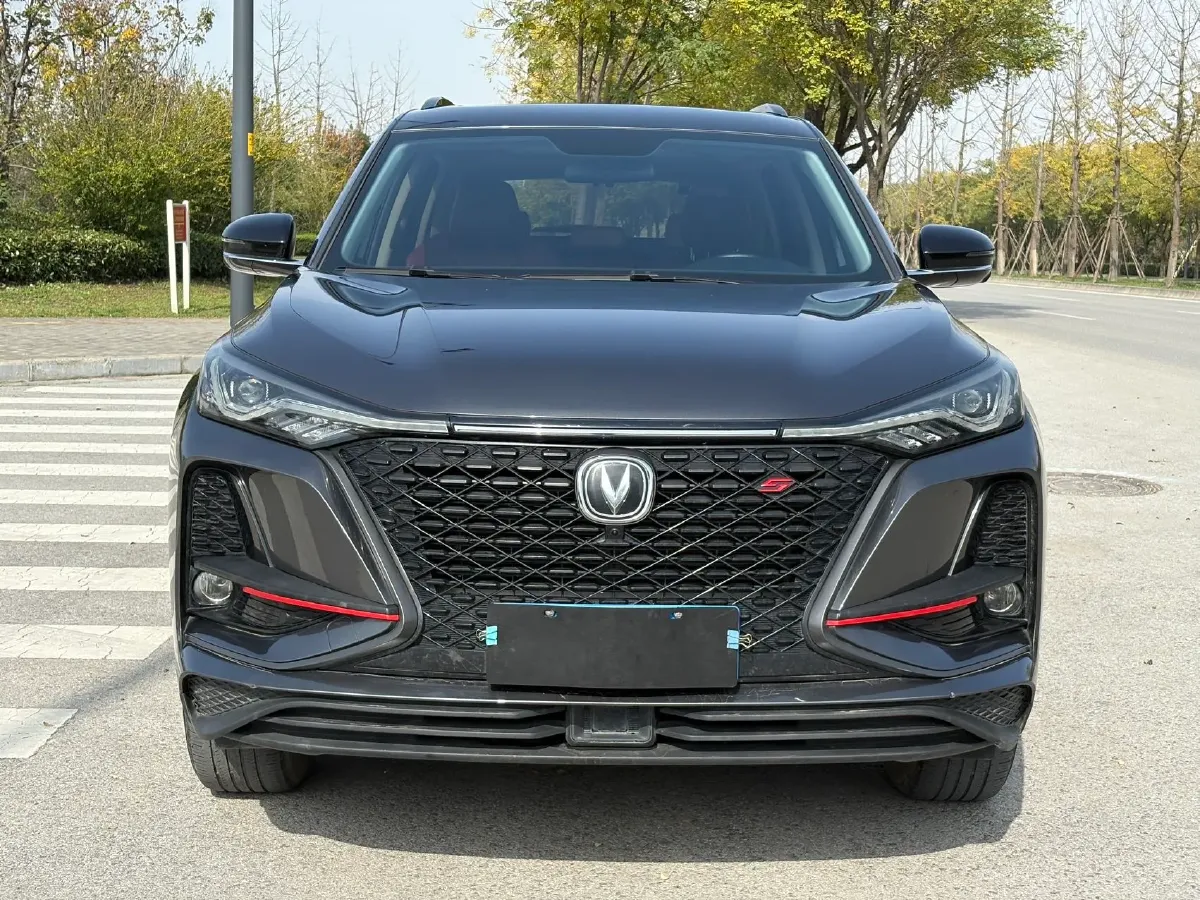 2020 ChangAn CS75 Plus 1.5T 178HP L4 6AT,autocango,china used car exporter,china ev exporter,chinese used car exporter,chinese used ev exporter