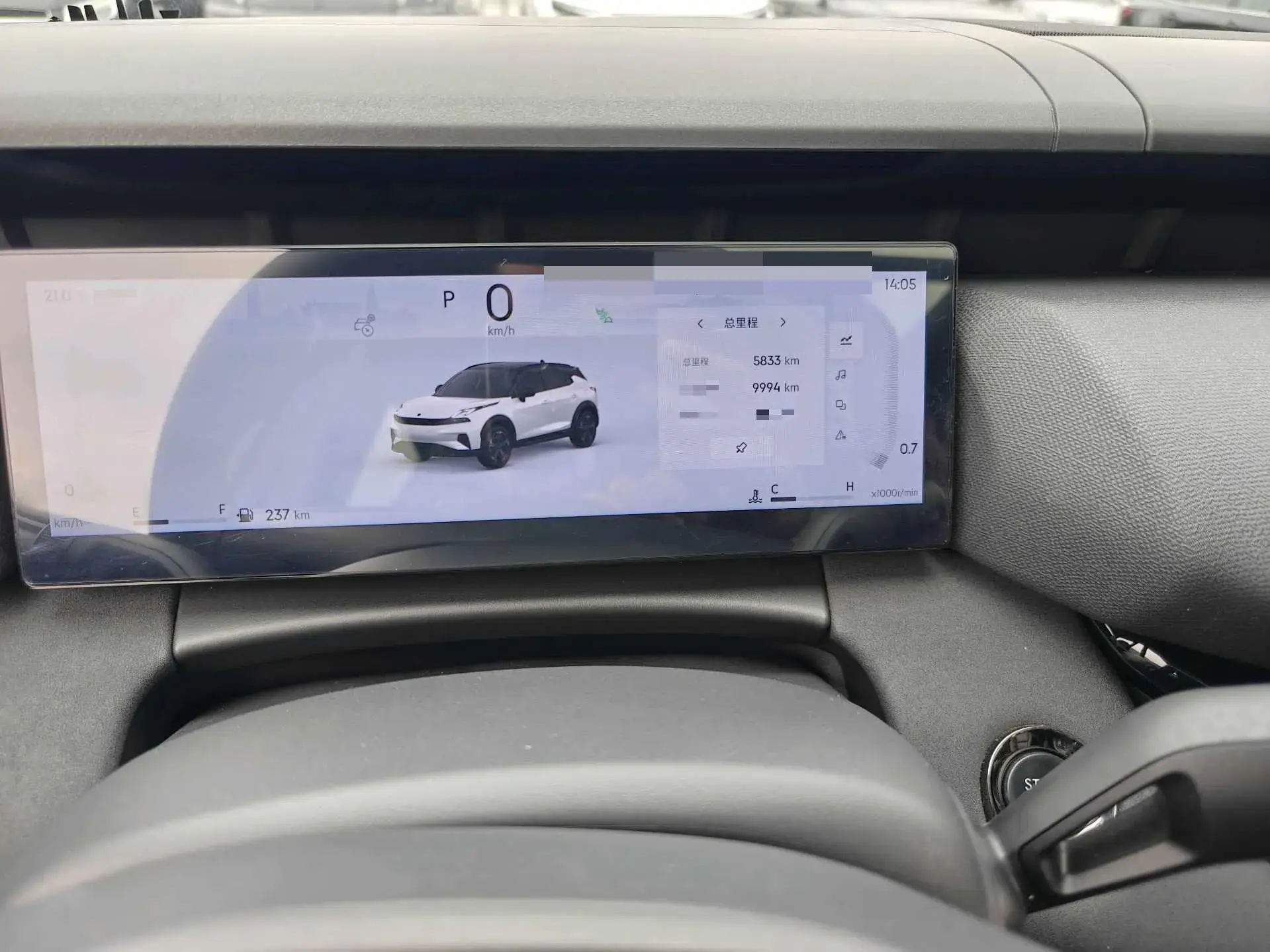 2025 LYNK&CO 06 thumbnail 4