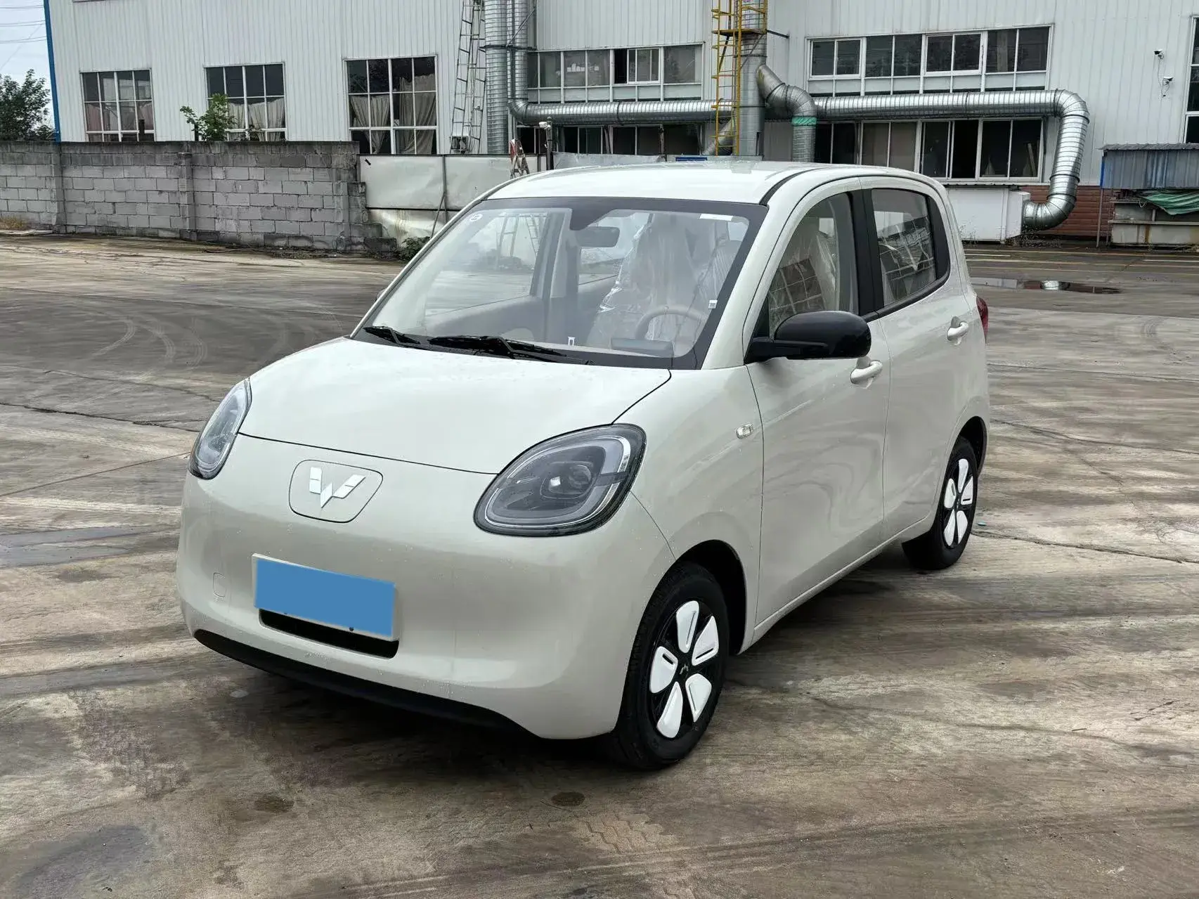 2025 WULING HONGGUANG view 1