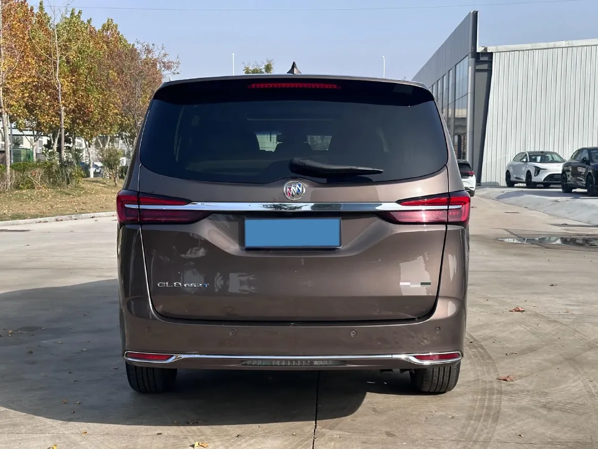 2022 Buick GL8 2.0T 237HP L4 9AT,autocango,china used car exporter,china ev exporter,chinese used car exporter,chinese used ev exporter