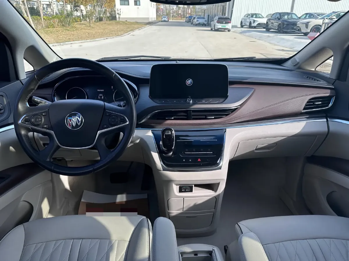 2022 Buick GL8 2.0T 237HP L4 9AT,autocango,china used car exporter,china ev exporter,chinese used car exporter,chinese used ev exporter