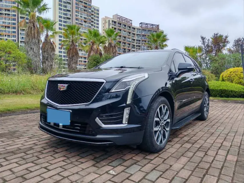 2022 Cadillac XT5 2.0T 237HP L4 9AT