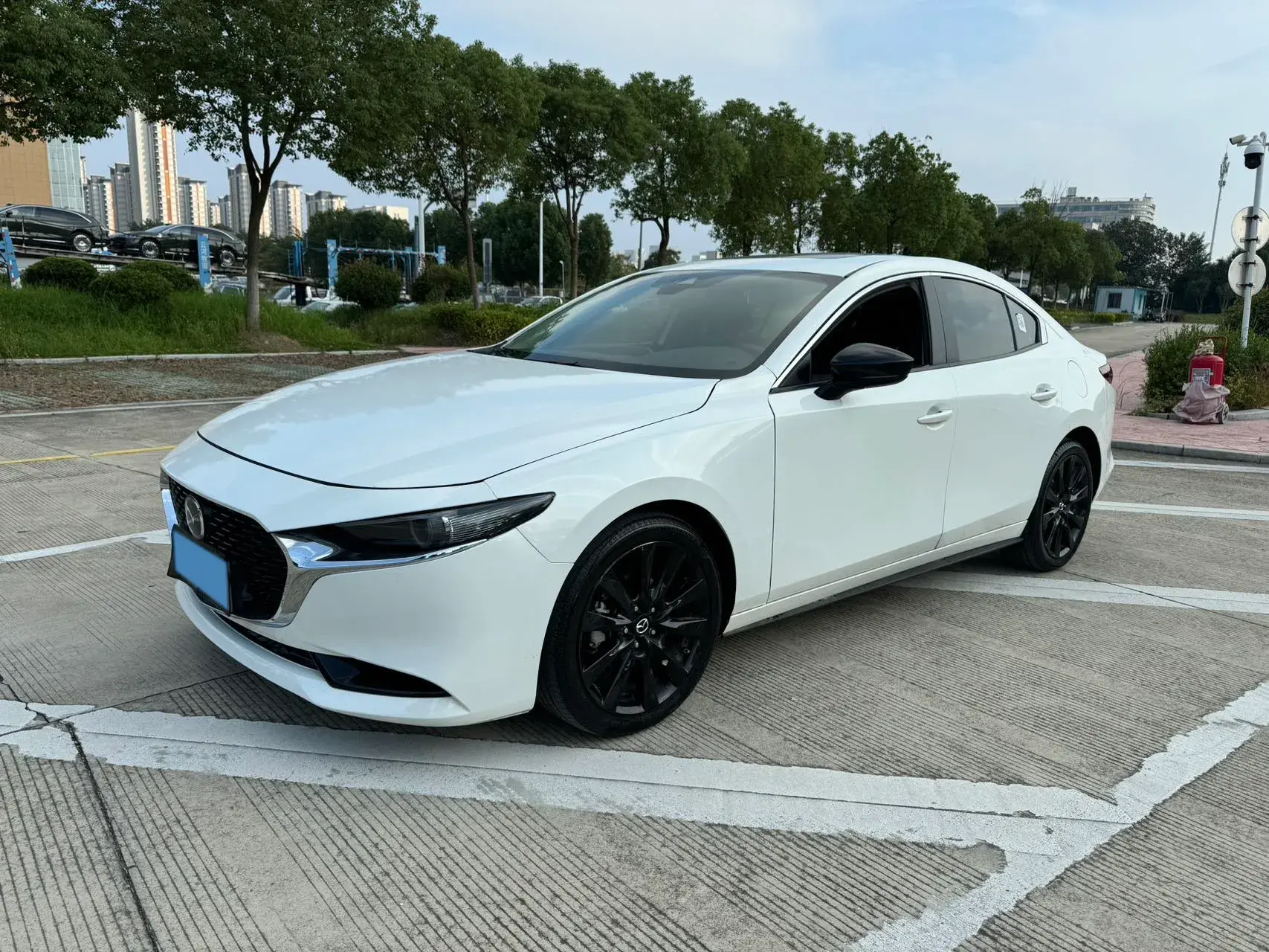 2023 MAZDA 3 view 1