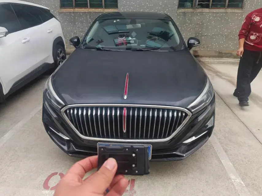 2020 HONGQI H5 thumbnail 2
