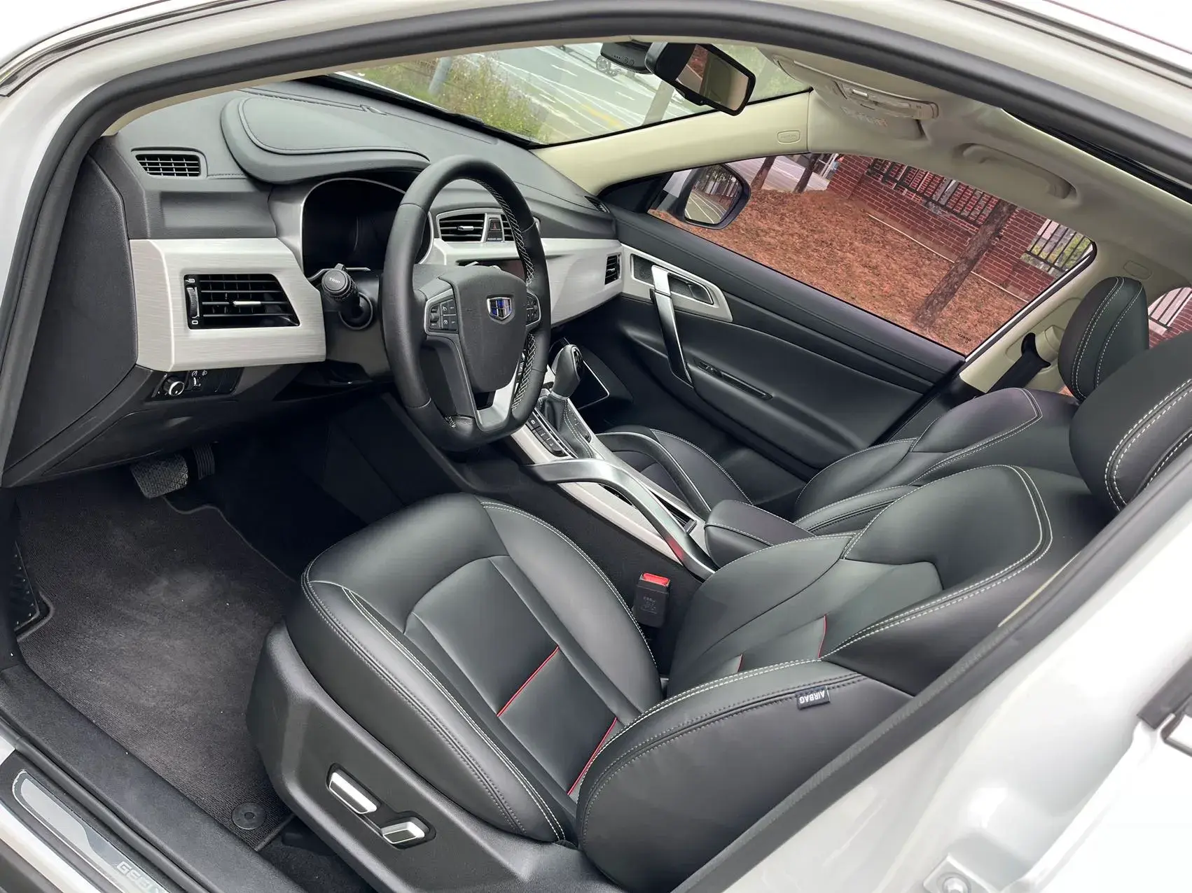 2018 GEELY AZKARRA thumbnail 4