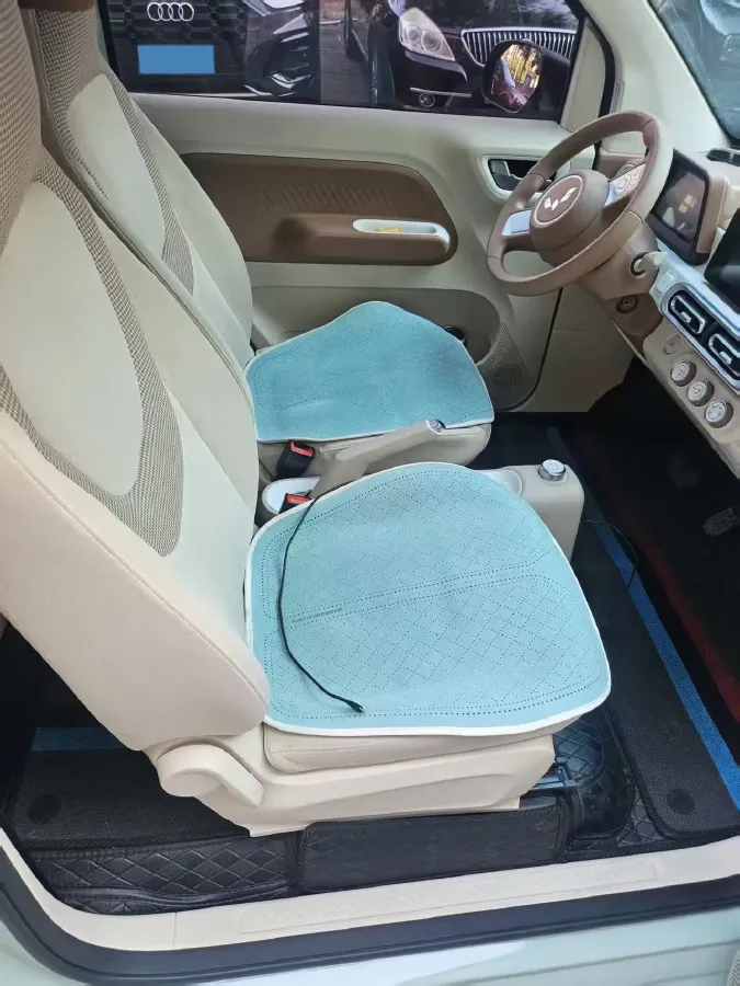 2022 WuLing HongGuang MINI EV BEV 9KWH,autocango,china used car exporter,china ev exporter,chinese used car exporter,chinese used ev exporter