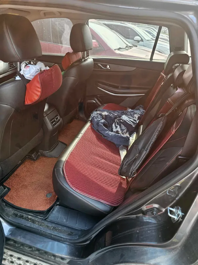 2021 ChangAn CS75 1.5T 178HP L4 7DCT,autocango,china used car exporter,china ev exporter,chinese used car exporter,chinese used ev exporter