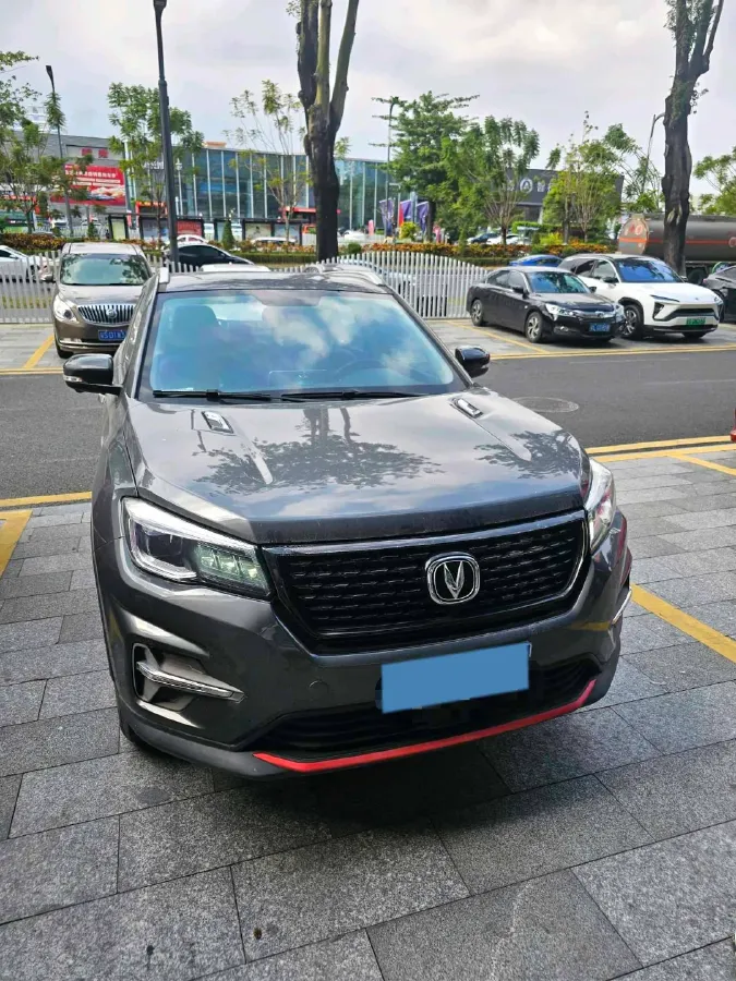 2021 ChangAn CS75 1.5T 178HP L4 7DCT,autocango,china used car exporter,china ev exporter,chinese used car exporter,chinese used ev exporter