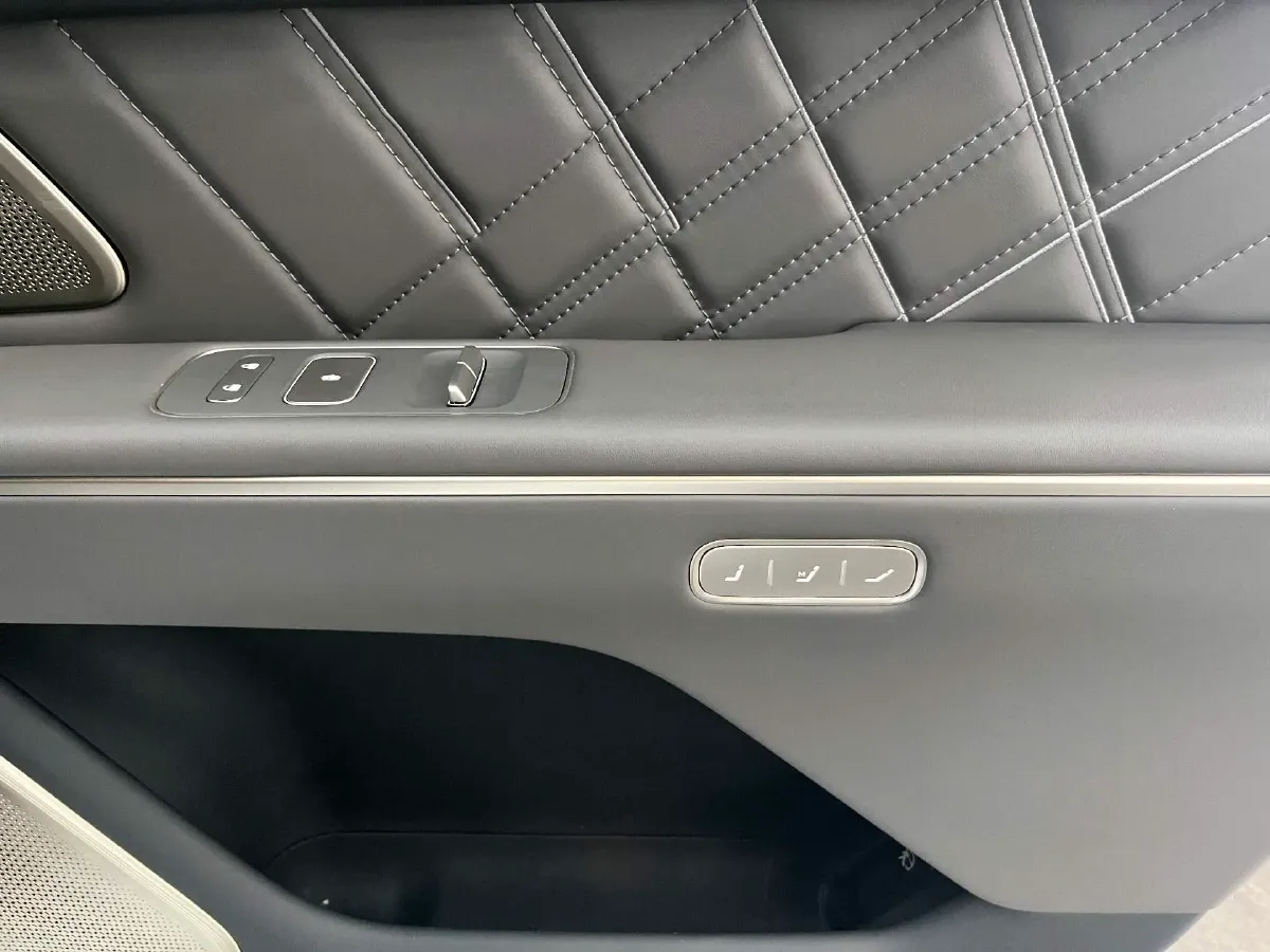 2025 NIO ET9 BEV 100KWH,autocango,china used car exporter,china ev exporter,chinese used car exporter,chinese used ev exporter