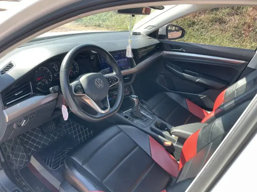 2020 VOLKSWAGEN BORA thumbnail 4