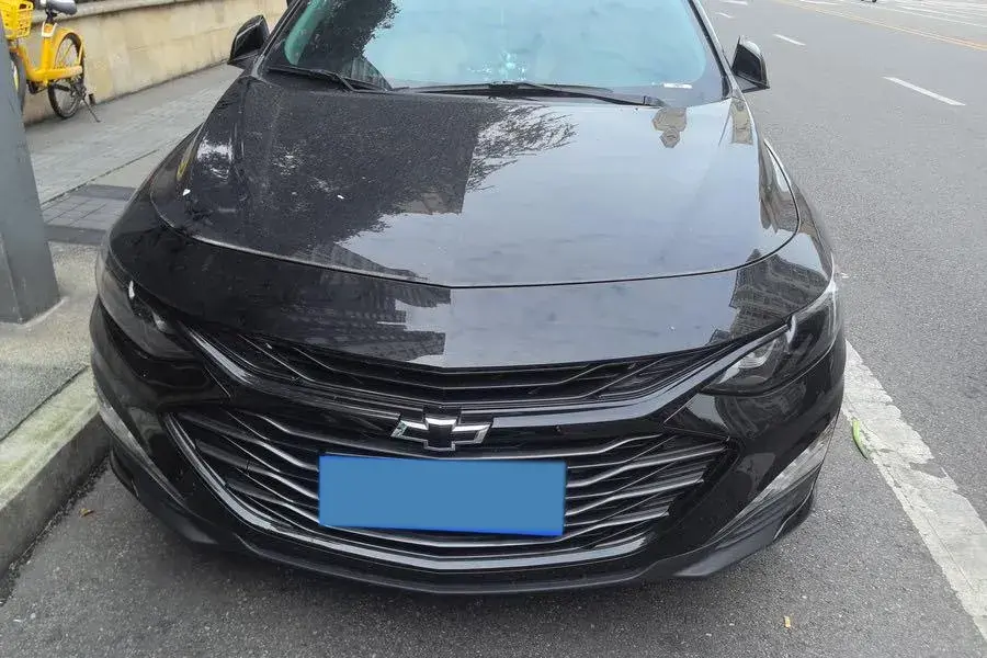 2023 CHEVROLET MALIBU thumbnail 2