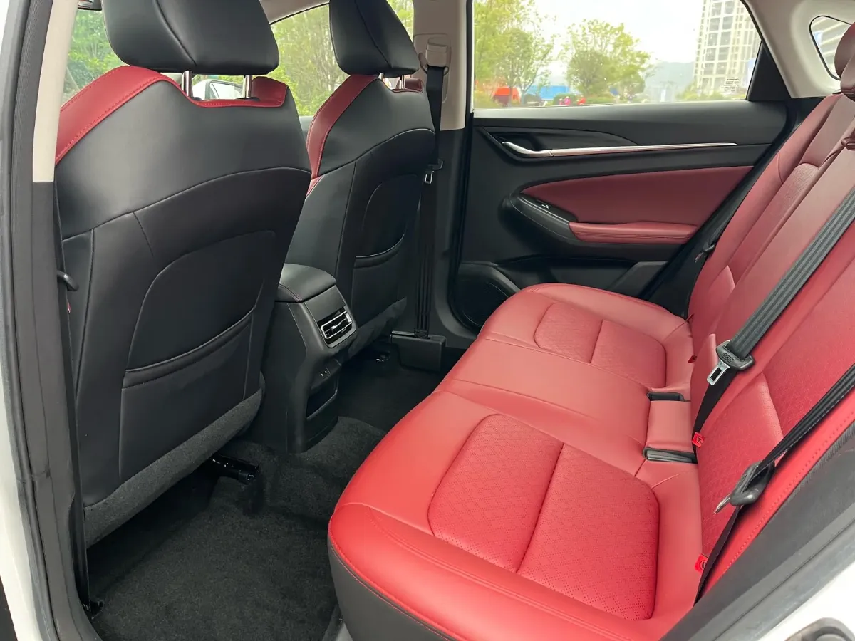 2020 ChangAn Eado 1.4T 158HP L4 7DCT,autocango,china used car exporter,china ev exporter,chinese used car exporter,chinese used ev exporter