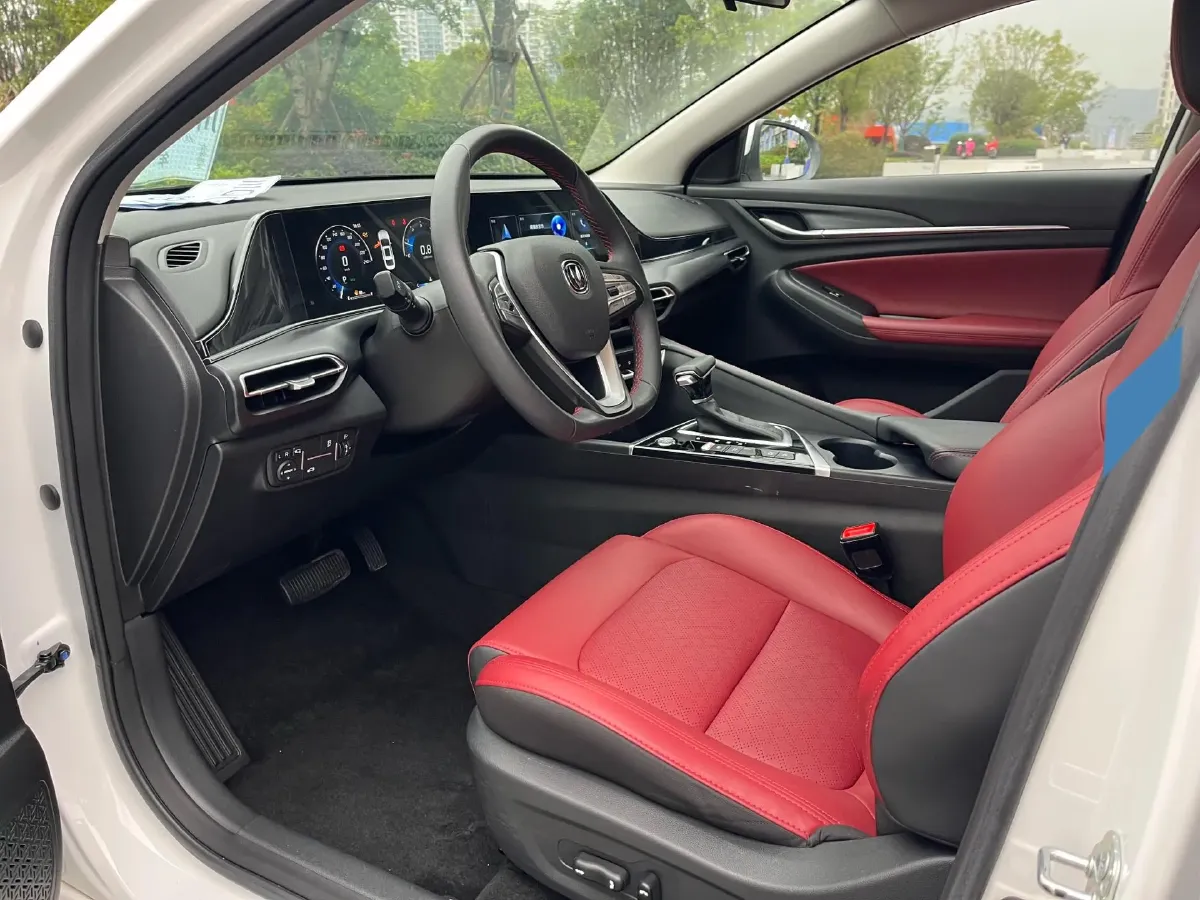 2020 ChangAn Eado 1.4T 158HP L4 7DCT,autocango,china used car exporter,china ev exporter,chinese used car exporter,chinese used ev exporter