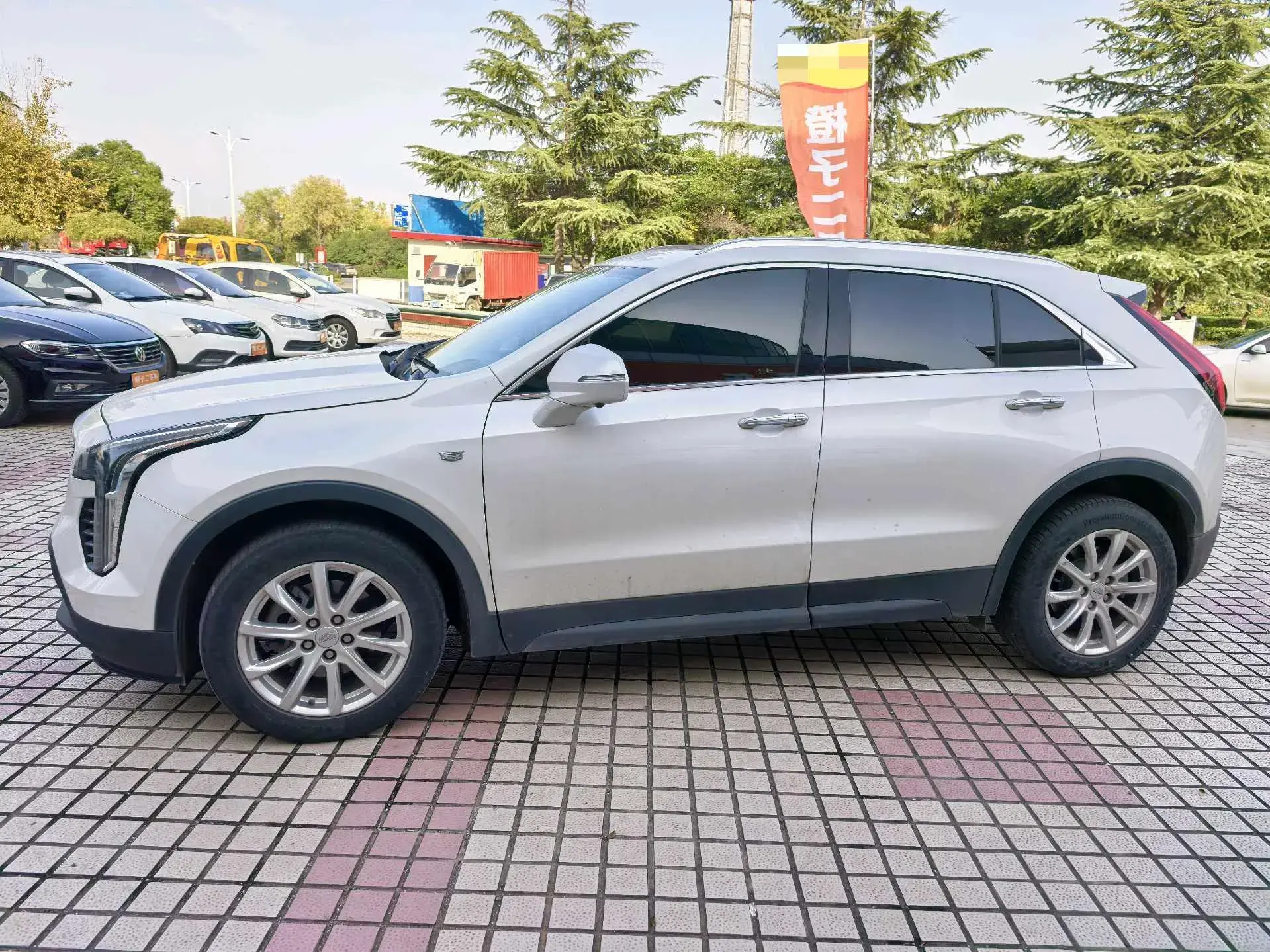 2020 CADILLAC XT4 thumbnail 3