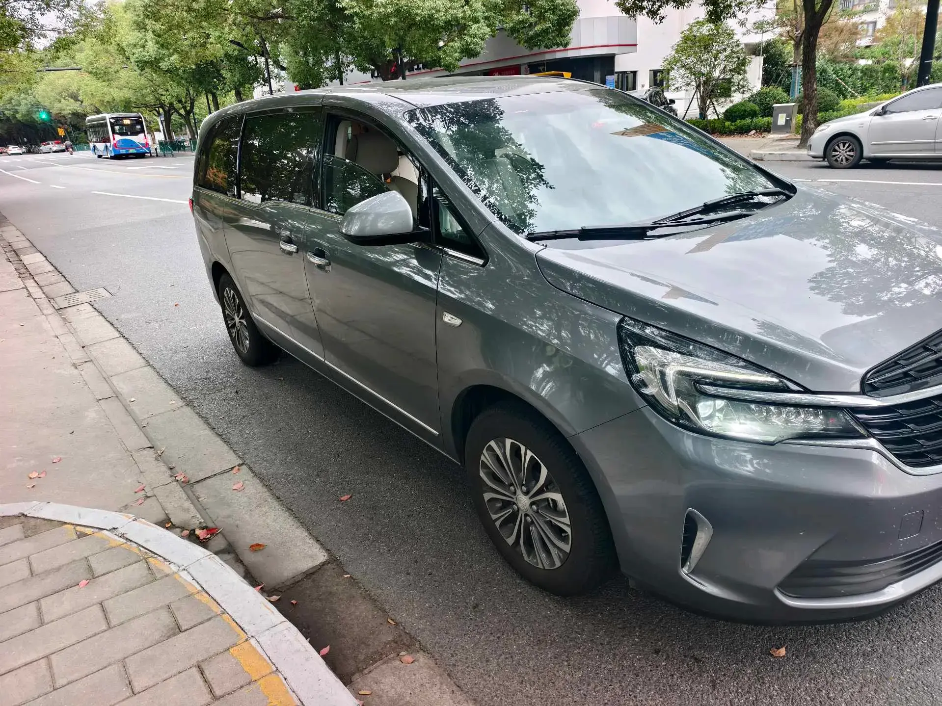 2021 BUICK GL8 thumbnail 2