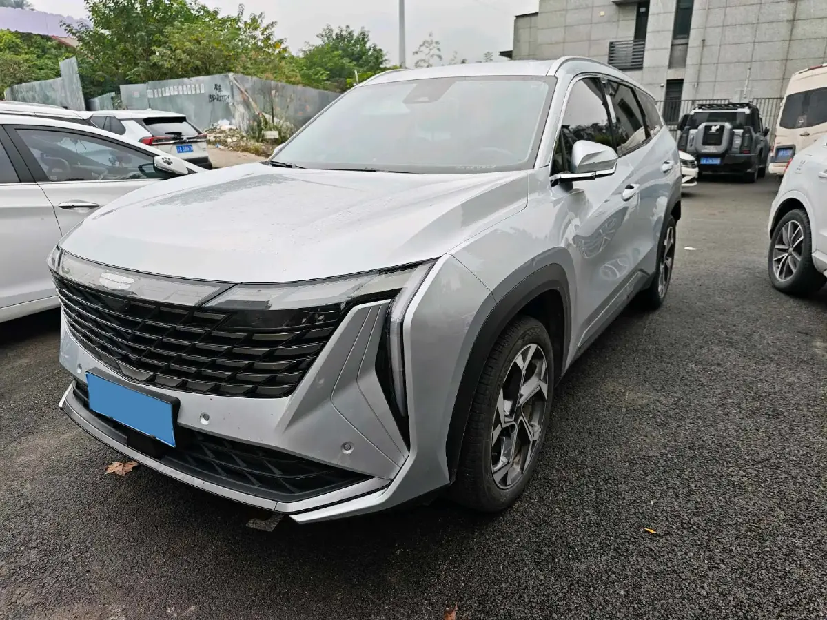 2023 Geely StarRay 1.5T 181HP L4 7DCT