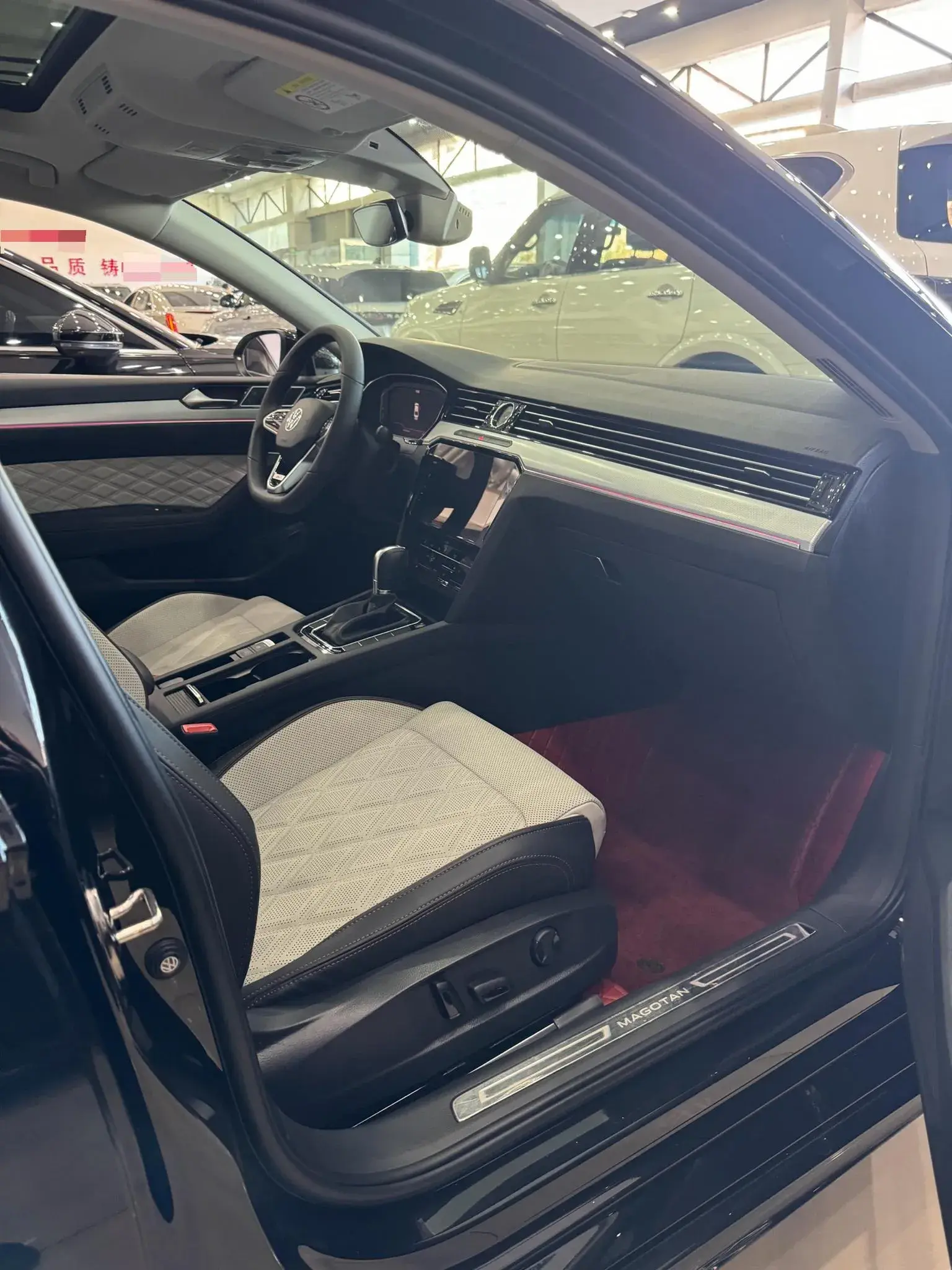 2023 VOLKSWAGEN MAGOTAN thumbnail 4