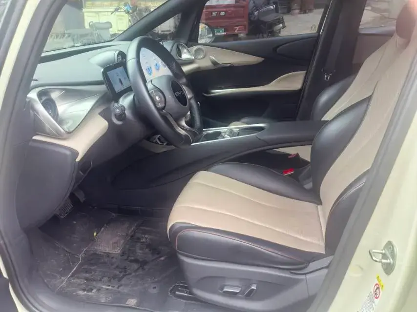 2023 BYD DOLPHIN thumbnail 3