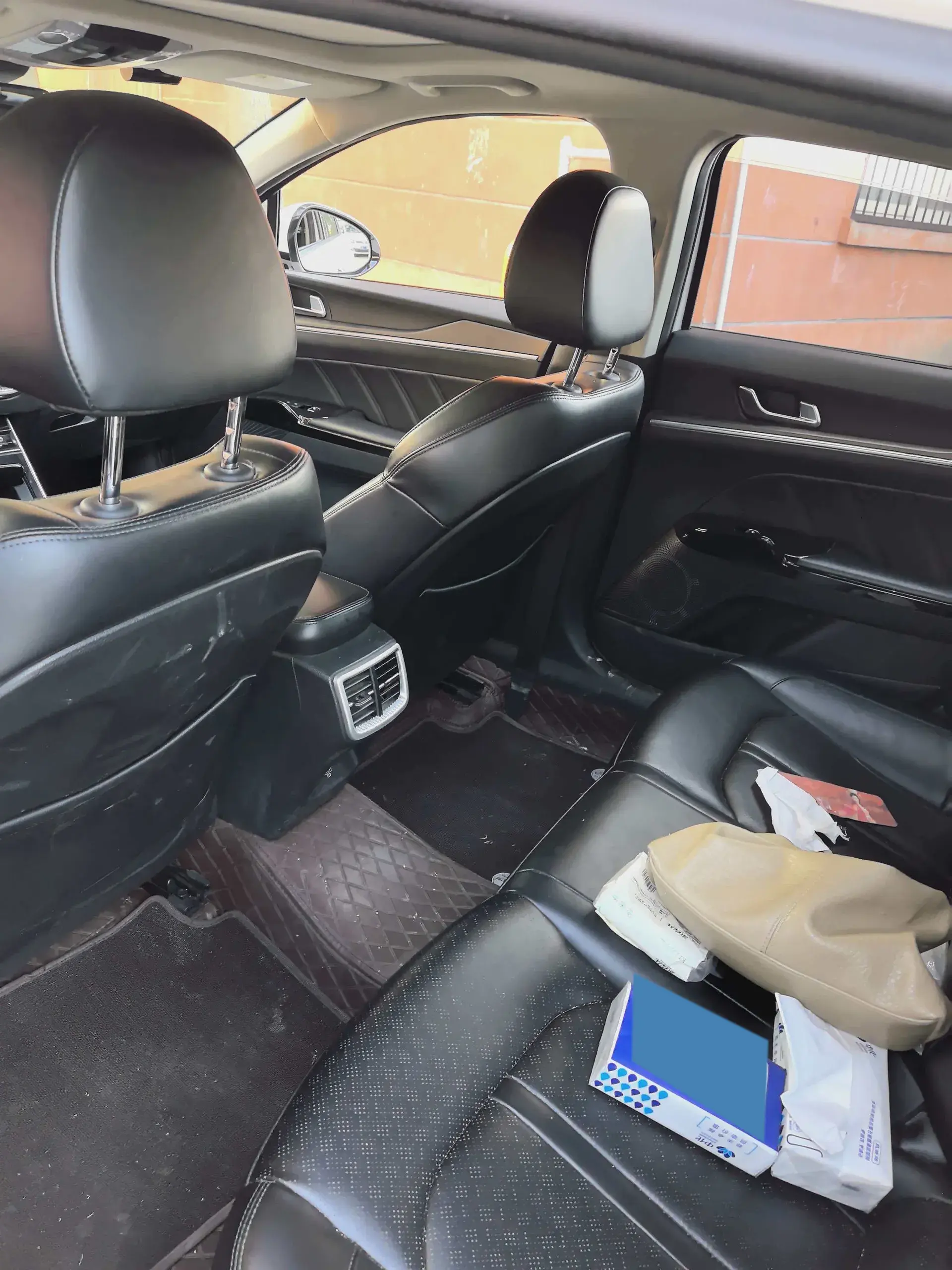 2020 KIA K5 thumbnail 4