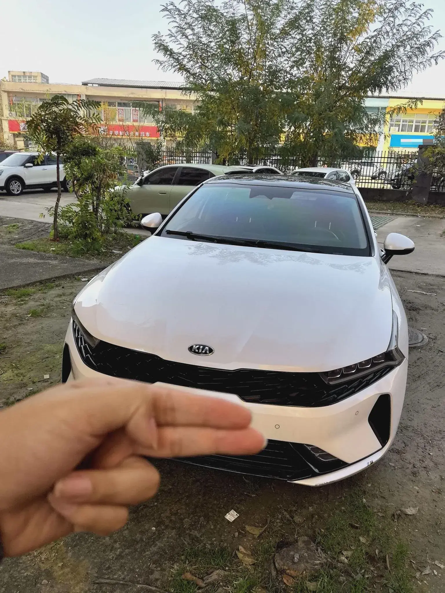 2020 KIA K5 thumbnail 2