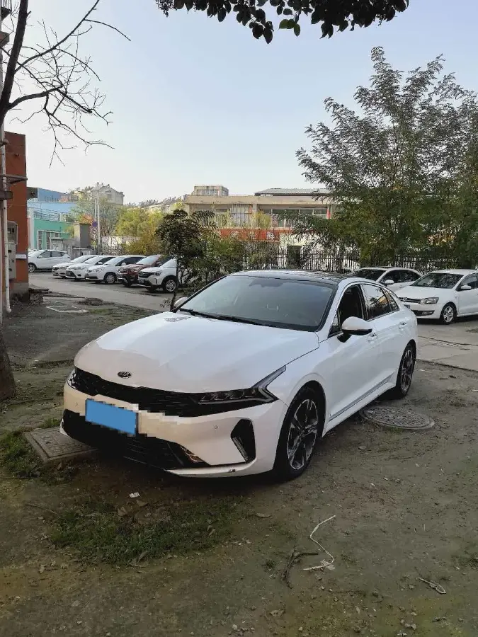 2020 Kia K5 1.5T 170HP L4 7DCT