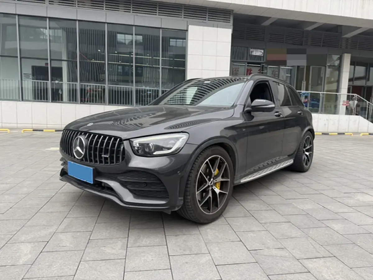 2020 Mercedes-Benz GLC AMG 3.0T 390HP V6 9AT 2020 Mercedes-Benz GLC AMG 3.0T 390HP V6 9AT