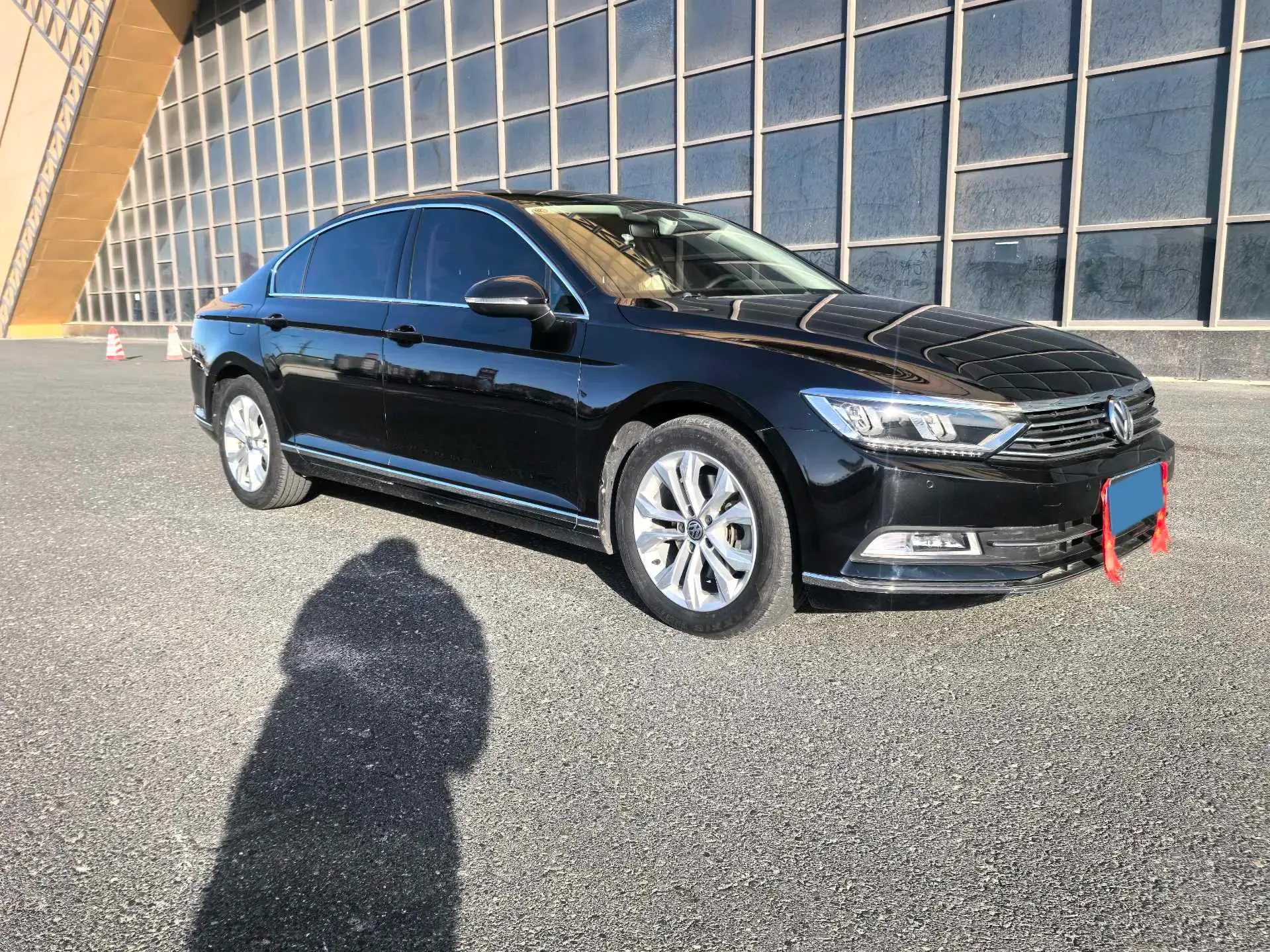 2018 VOLKSWAGEN MAGOTAN thumbnail 2