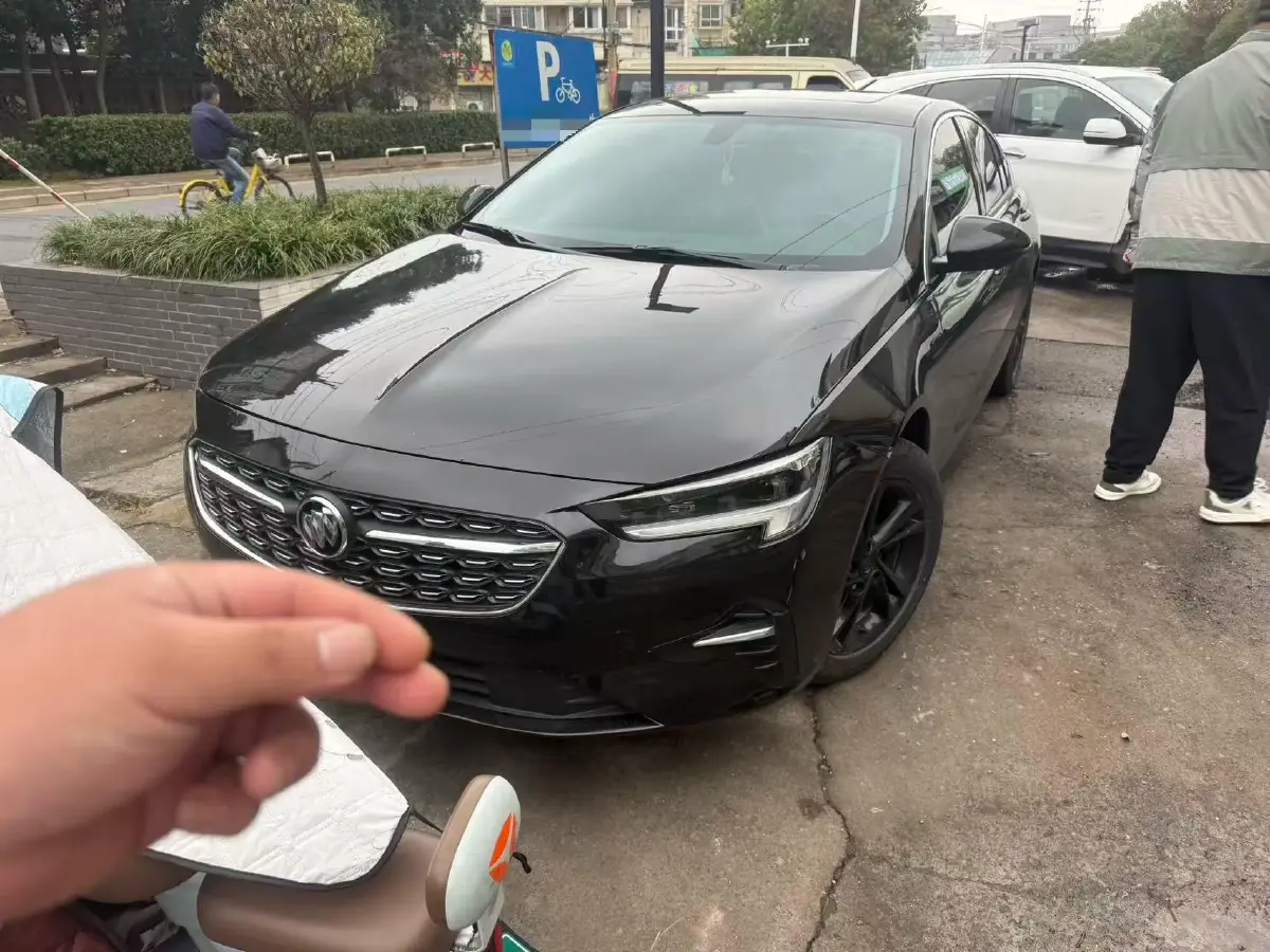 2020 Buick Regal 1.5T 169HP L4 9AT