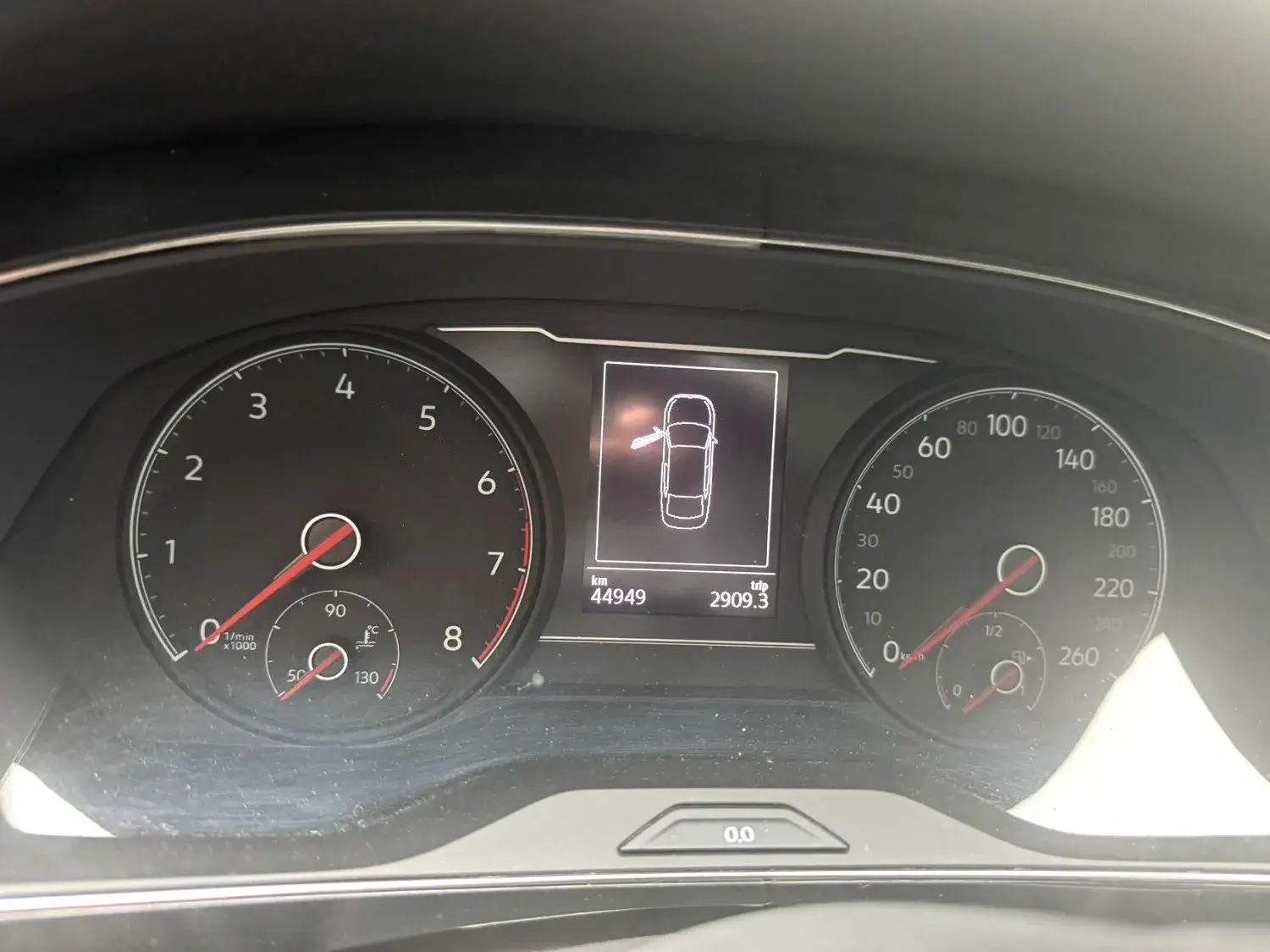 2021 VOLKSWAGEN PASSAT thumbnail 3