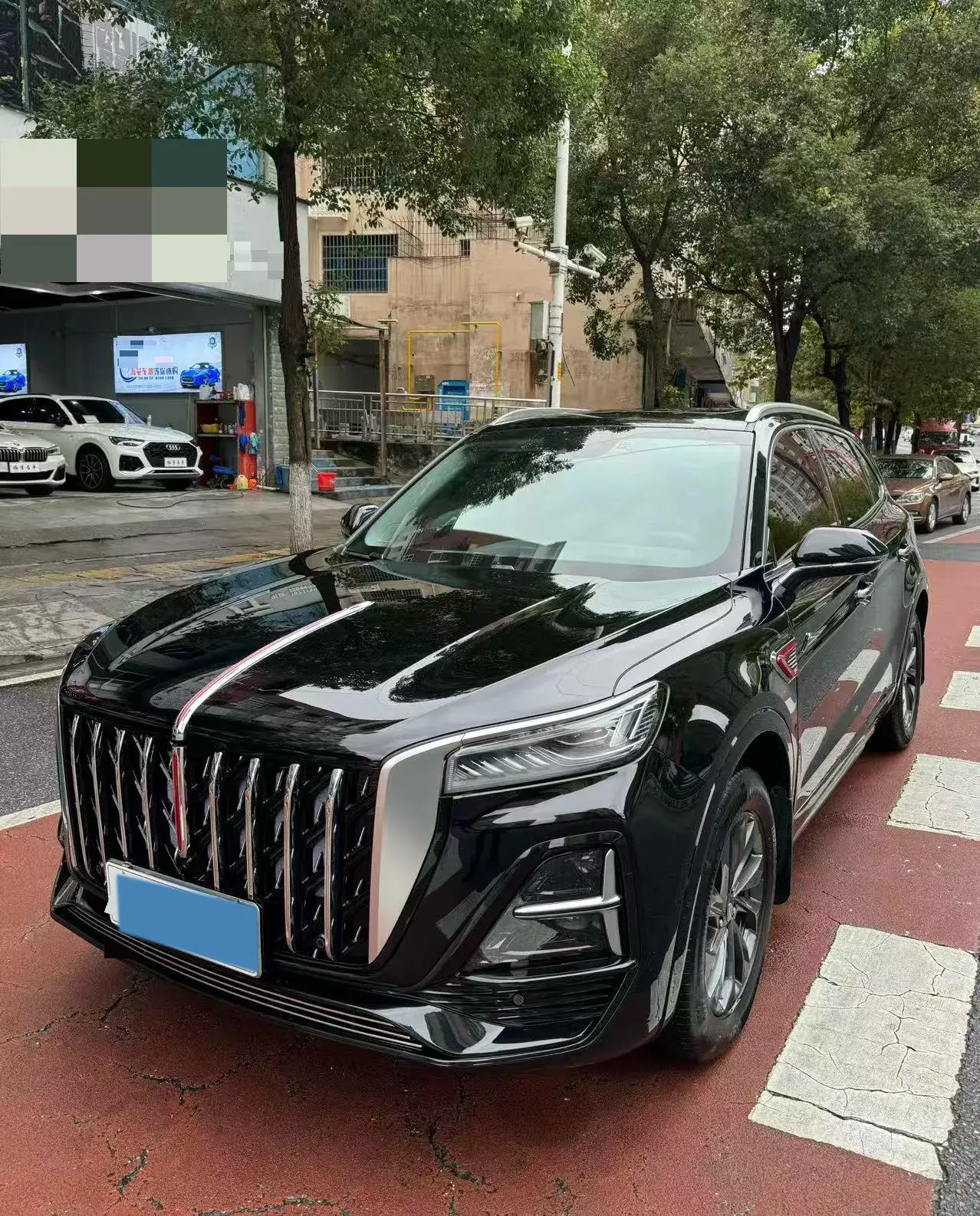 2023 HONGQI HS5 view 1