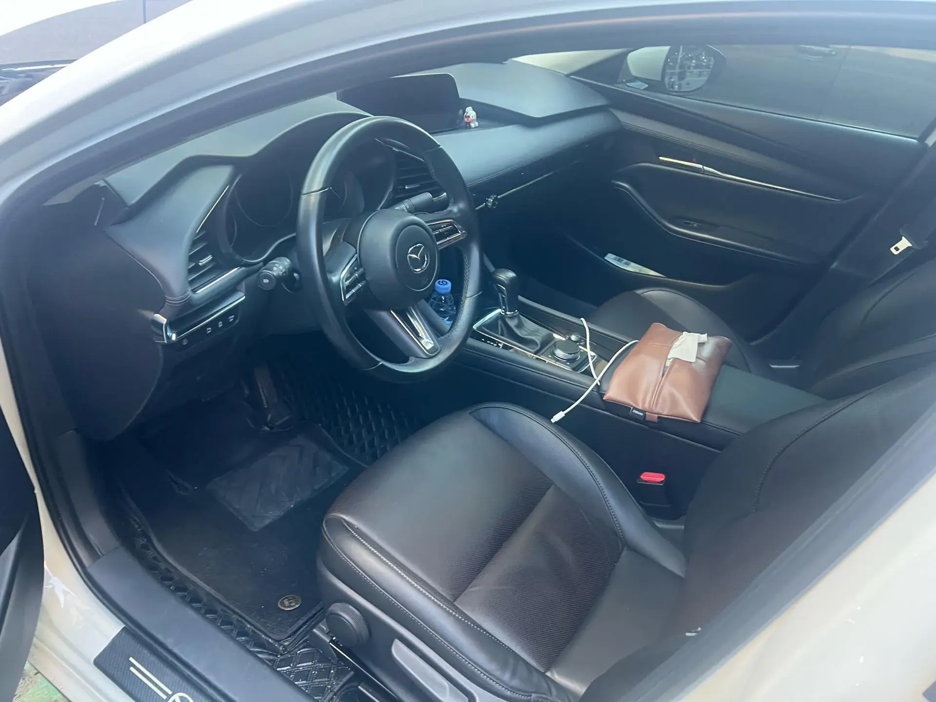 2022 MAZDA 3 thumbnail 4