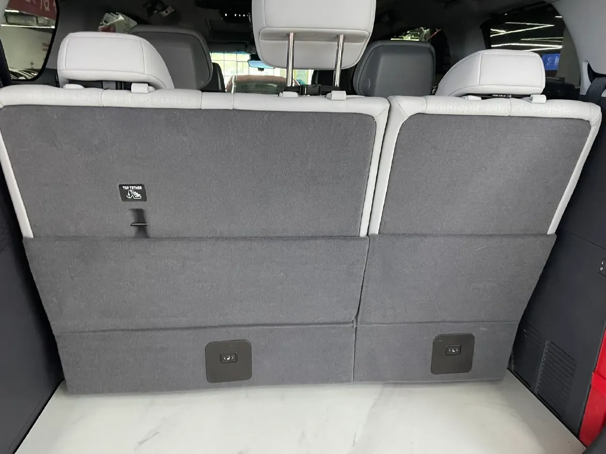 2025 Buick GL8 2.0T 237HP L4 9AT,autocango,china used car exporter,china ev exporter,chinese used car exporter,chinese used ev exporter