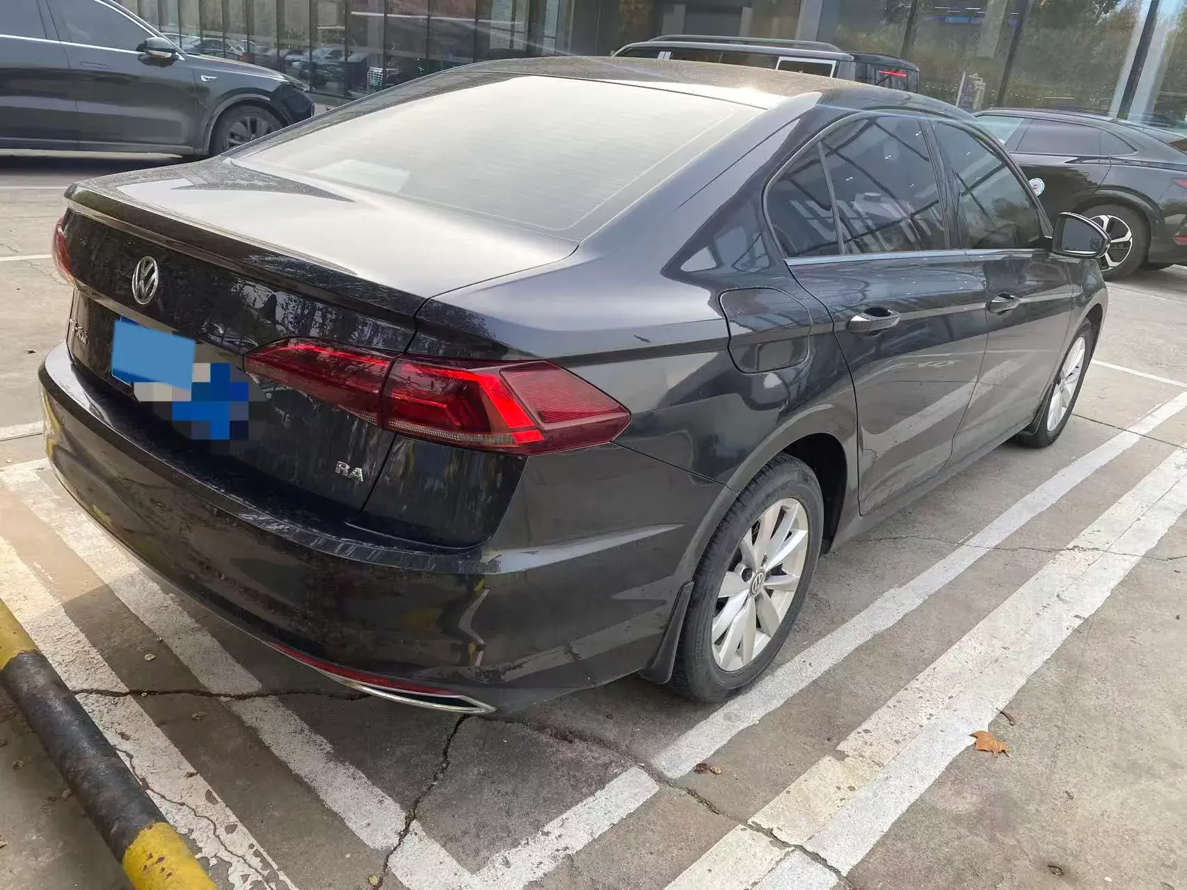 2020 VOLKSWAGEN BORA thumbnail 4