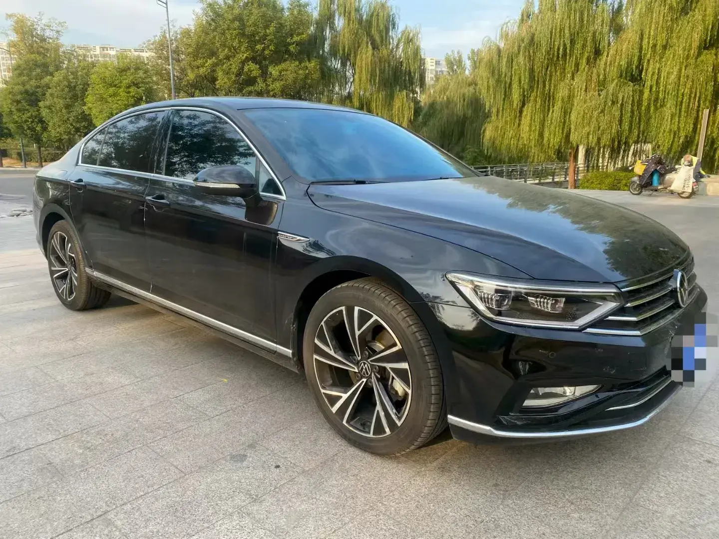 2021 VOLKSWAGEN MAGOTAN thumbnail 3