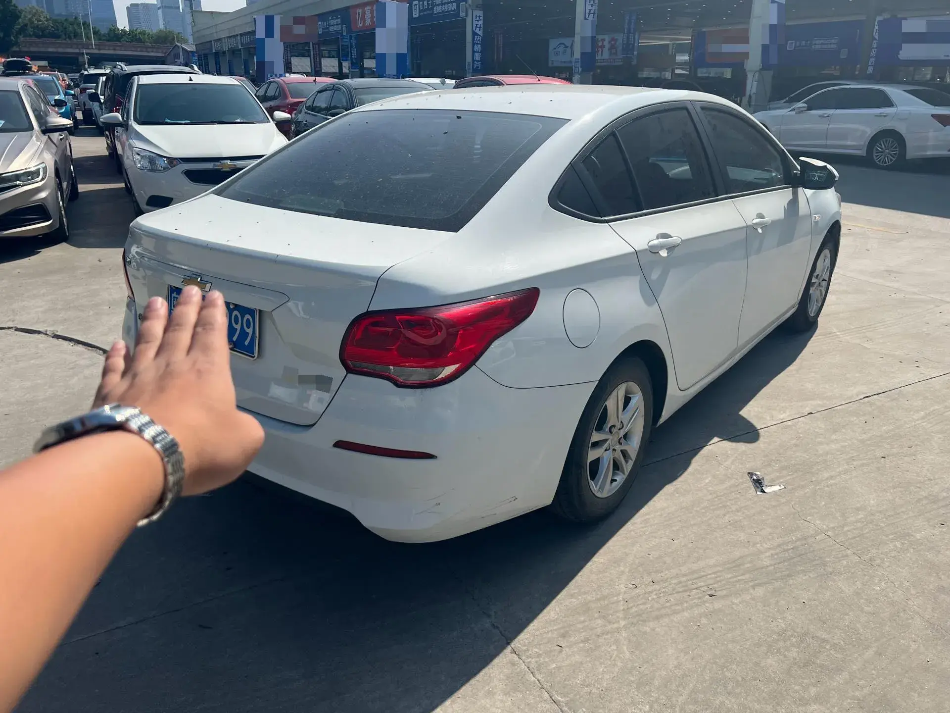 2019 CHEVROLET CAVALIER thumbnail 2