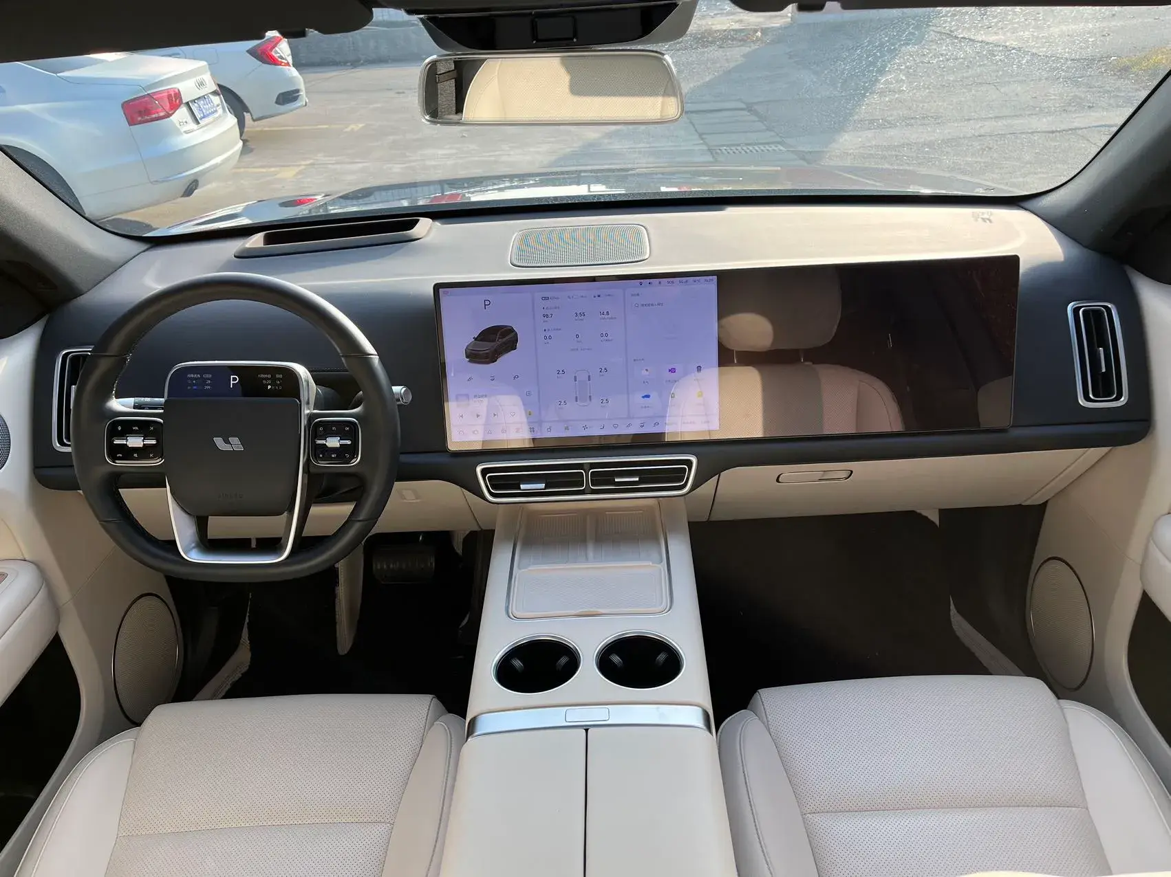 2024 LI L6 thumbnail 4