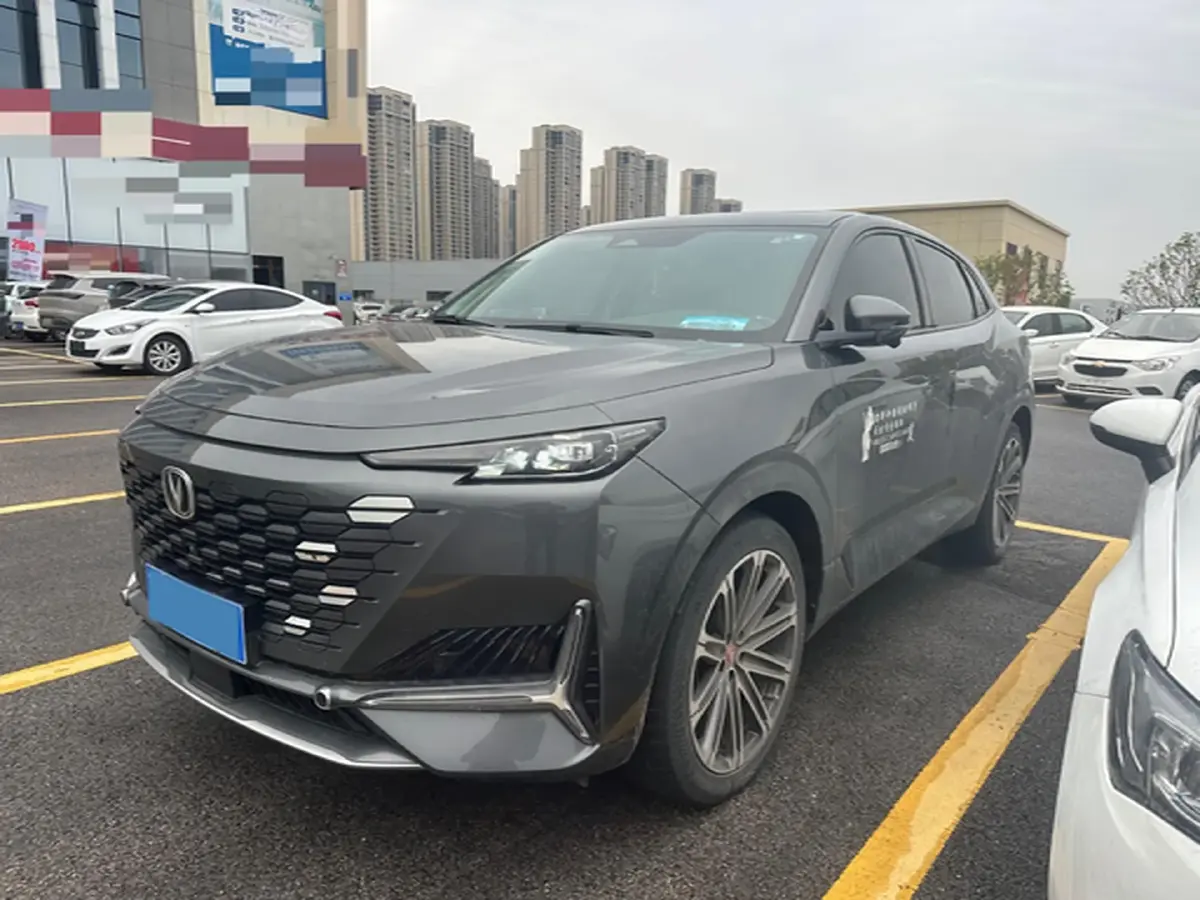 2021 ChangAn UNI-K 2.0T 233HP L4 8AT