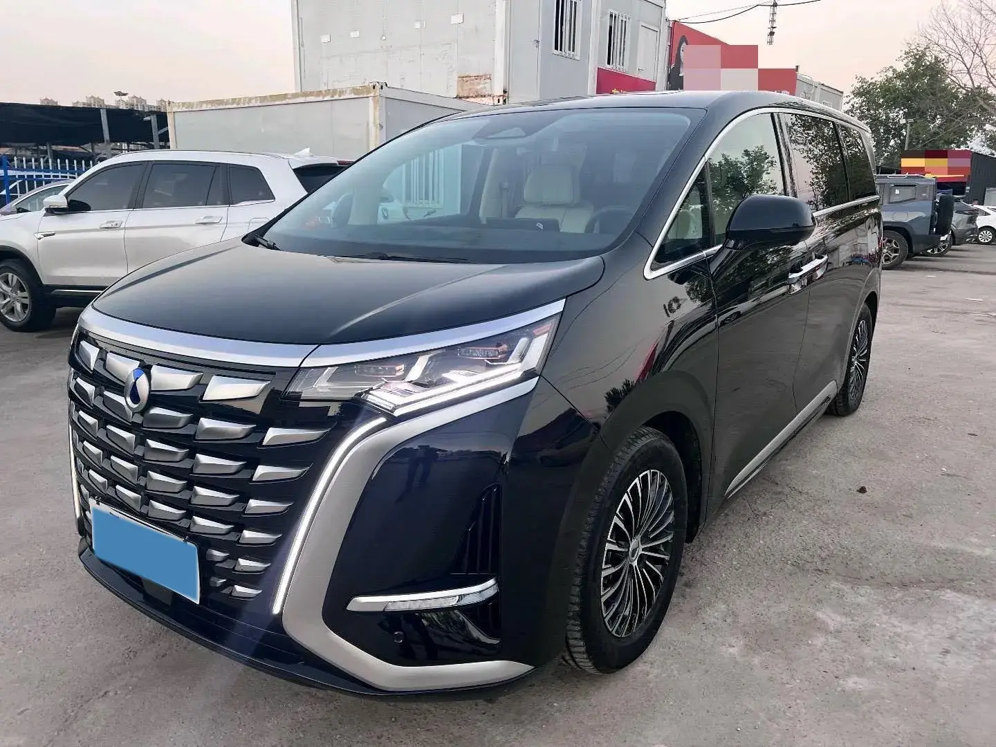 2024 DENZA D9 view 1