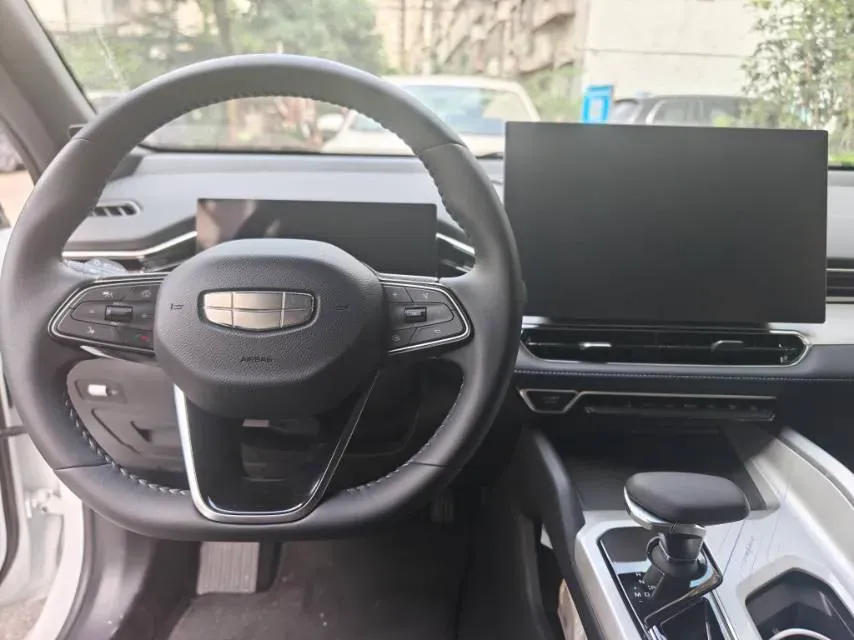 2025 Geely Preface 1.5T 181HP L4 7DCT,autocango,china used car exporter,china ev exporter,chinese used car exporter,chinese used ev exporter