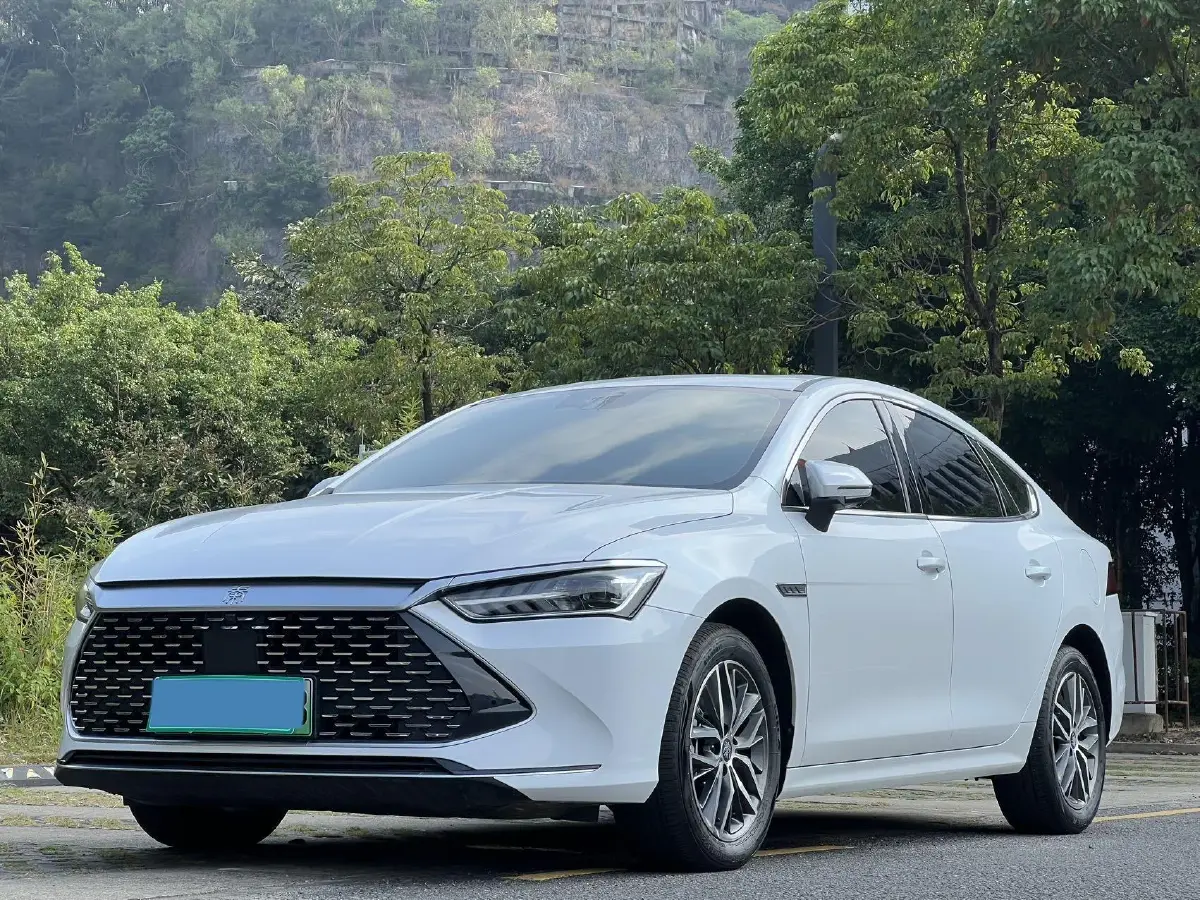 2021 BYD Qin Plus 1.5L 110HP L4 E-CVT PHEV 18.32KWH