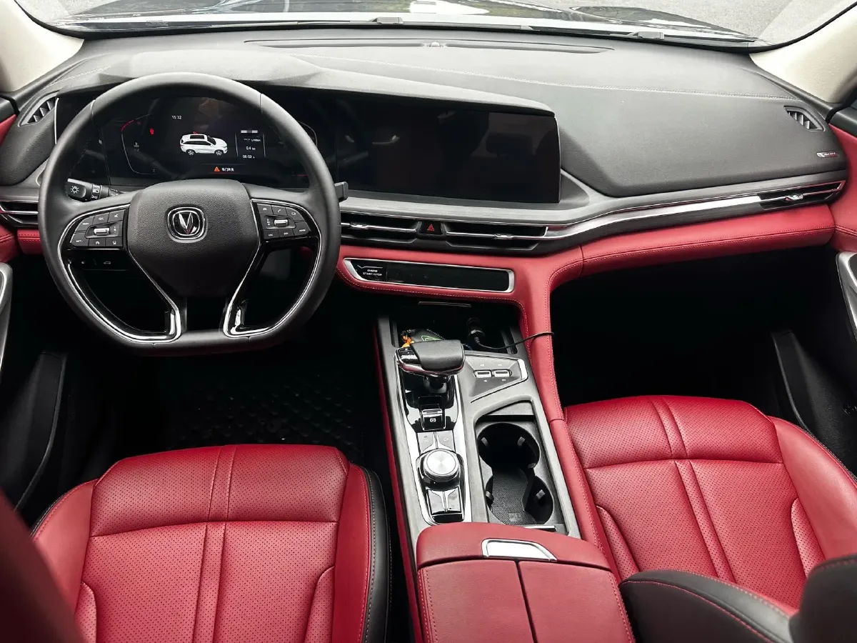 2020 ChangAn CS75 Plus 2.0T 233HP L4 8AT,autocango,china used car exporter,china ev exporter,chinese used car exporter,chinese used ev exporter