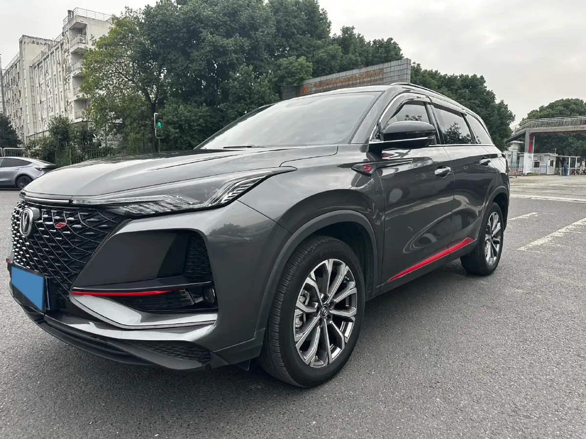 2020 ChangAn CS75 Plus 2.0T 233HP L4 8AT,autocango,china used car exporter,china ev exporter,chinese used car exporter,chinese used ev exporter