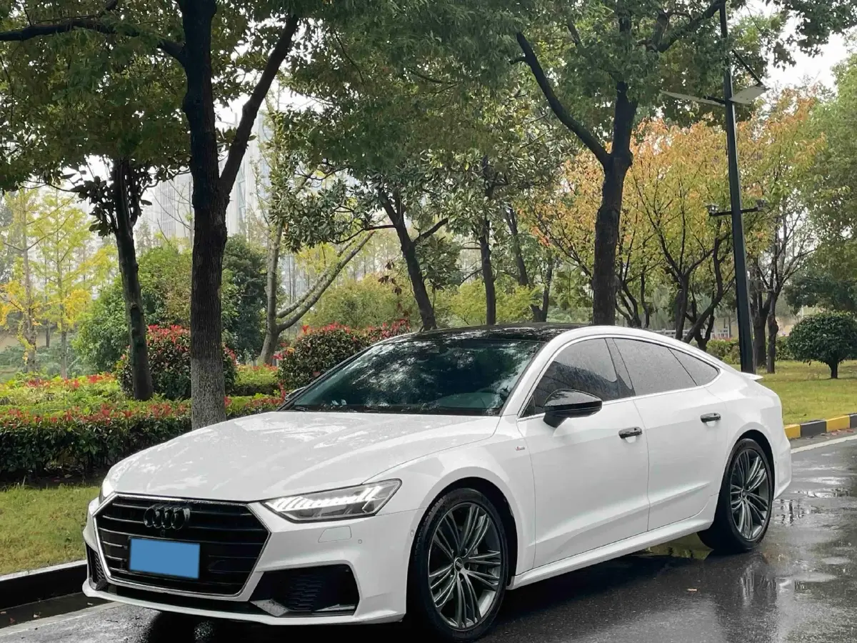 2022 Audi A7 2.0T 245HP L4 7DCT
