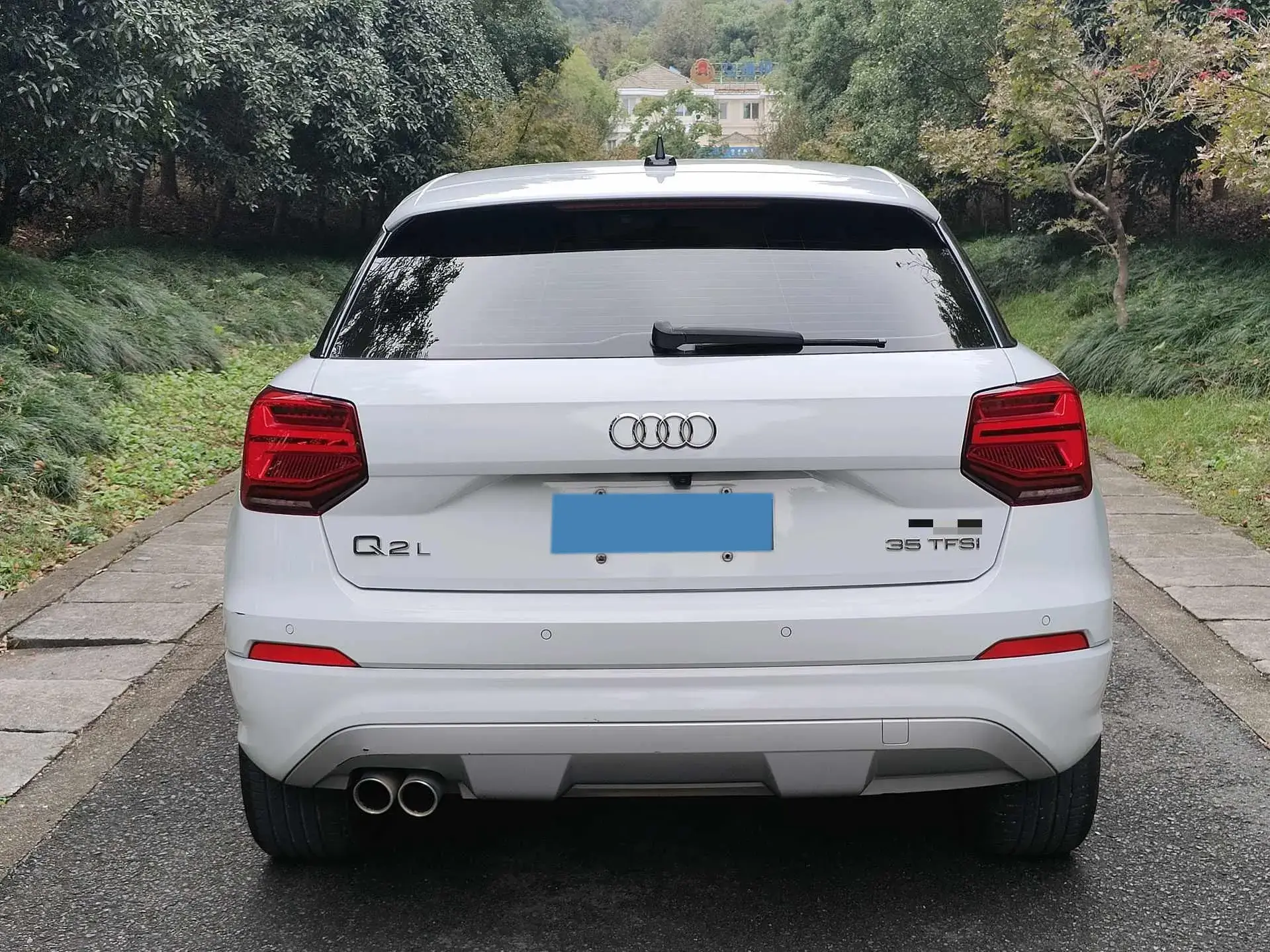 2021 AUDI Q2L thumbnail 4