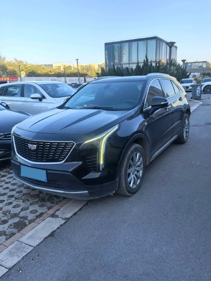 2021 Cadillac XT4 2.0T 237HP L4 9AT