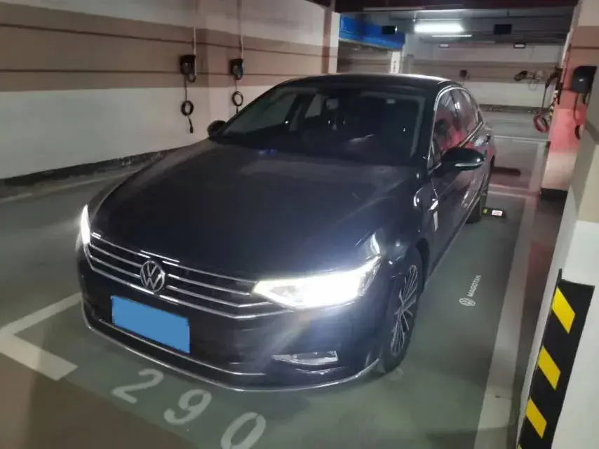 2020 Volkswagen Magotan 2.0T 186HP L4 7DCT