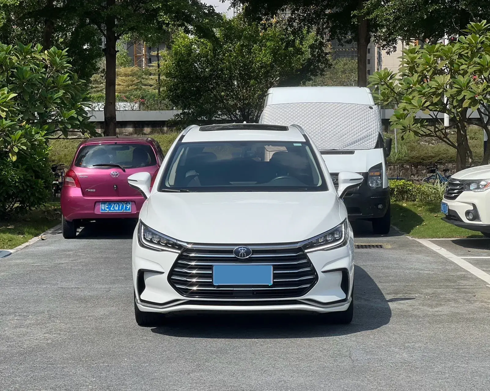 2021 BYD SONG thumbnail 2