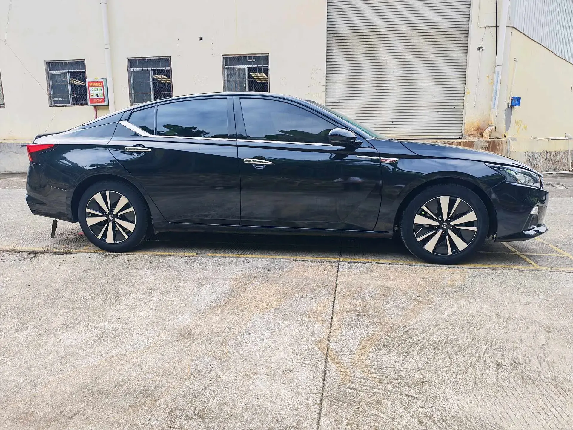 2021 NISSAN TEANA thumbnail 4