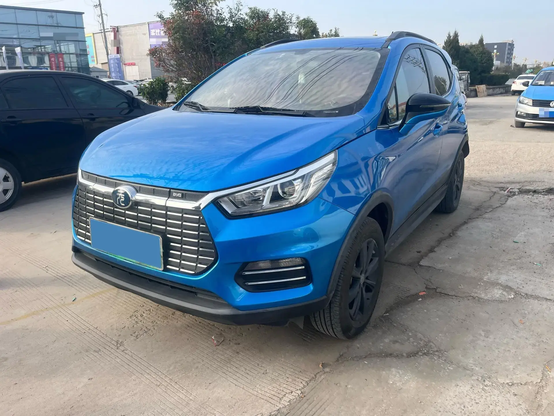 2018 BYD YUAN view 1